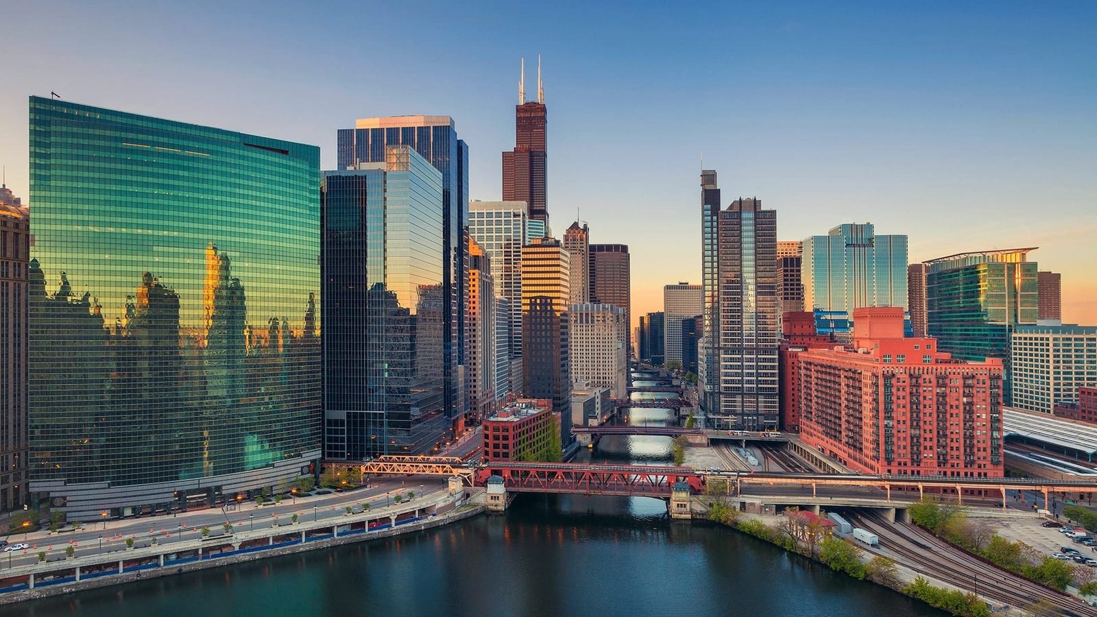 Chicago river at dawn